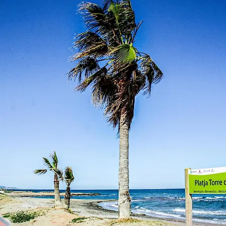 Beautiful Apartment In Cabanes